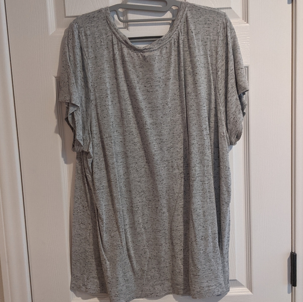 Torrid Model Behavior Tee - Picture 5 of 7